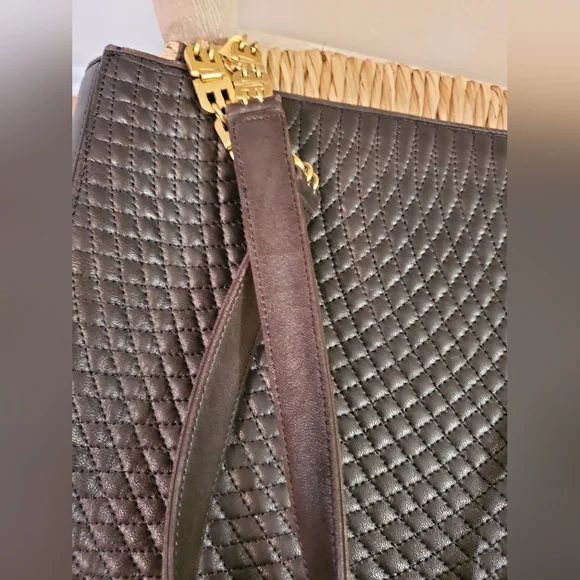 Bally Quilted Chain BlackTote Bag - Picture 11 of 12